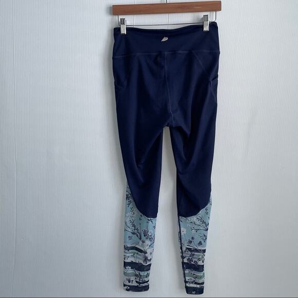 Free2B leggings blue with mesh floral pattern - Picture 9 of 10